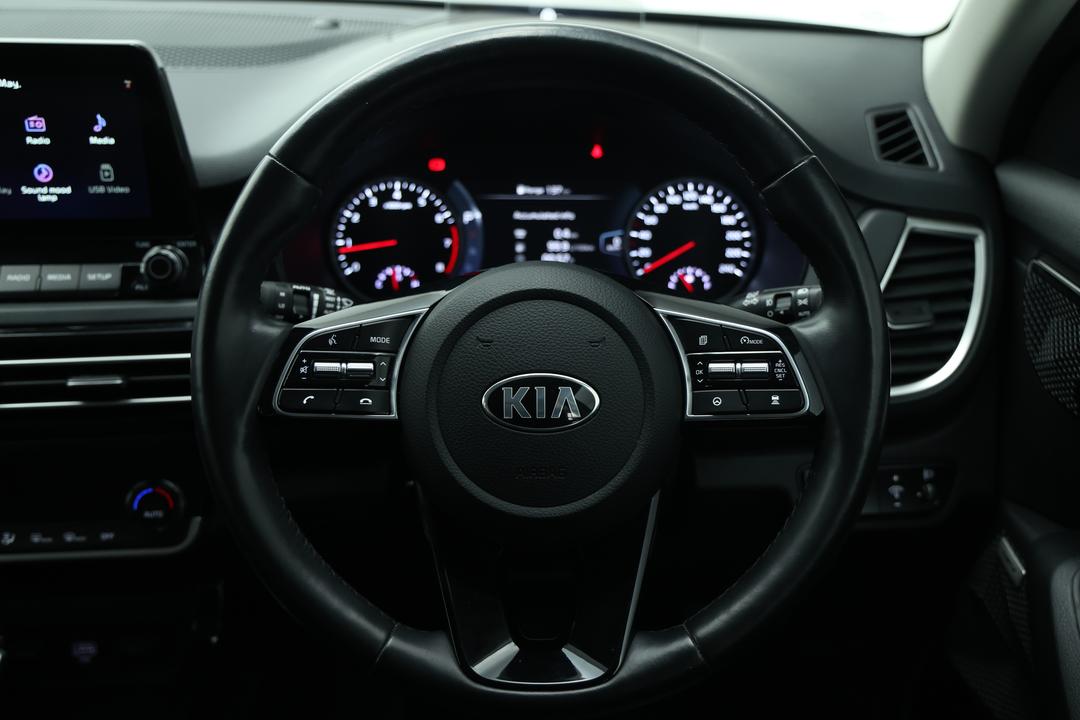 2021 Kia Seltos Gt-line (AWD), Automatic, 52079 km, Steering Wheel Close-up