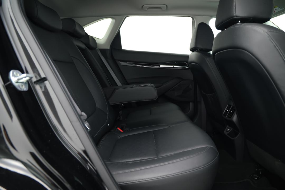 2021 Kia Seltos Gt-line (AWD), Automatic, 52079 km, Right Side Rear Door Cabin View