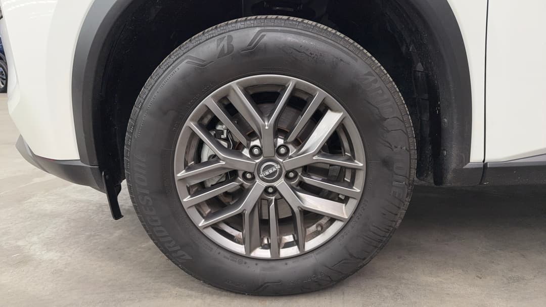 2024 Nissan X-trail St (4WD) 7 Seat, Automatic, 33729 km, Left Front Wheel