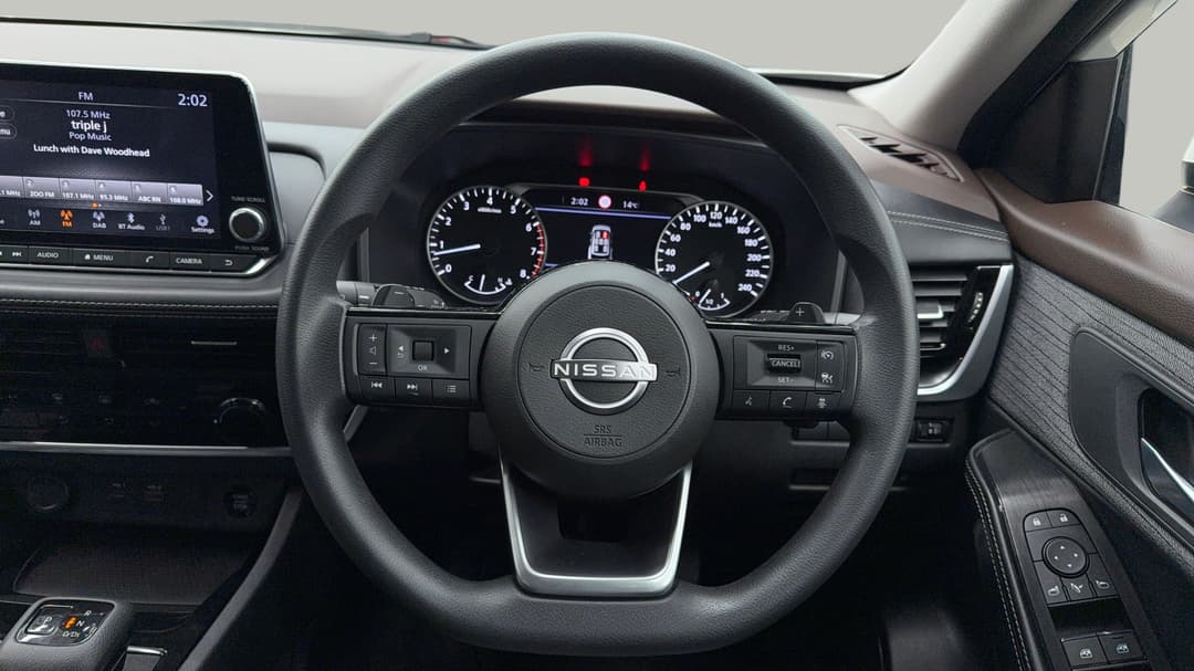 2024 Nissan X-trail St (4WD) 7 Seat, Automatic, 33729 km, Steering Wheel Close-up