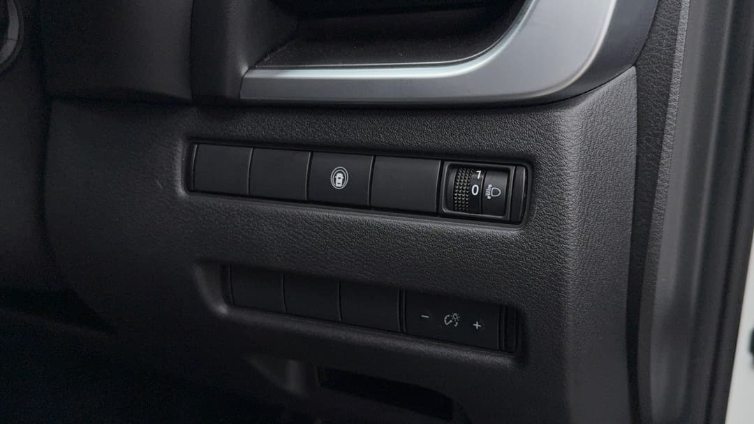 2024 Nissan X-trail St (4WD) 7 Seat, Automatic, 33729 km, Utility Switches/Buttons