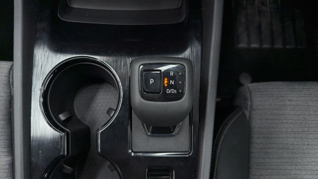 2024 Nissan X-trail St (4WD) 7 Seat, Automatic, 33729 km, Gear Lever 