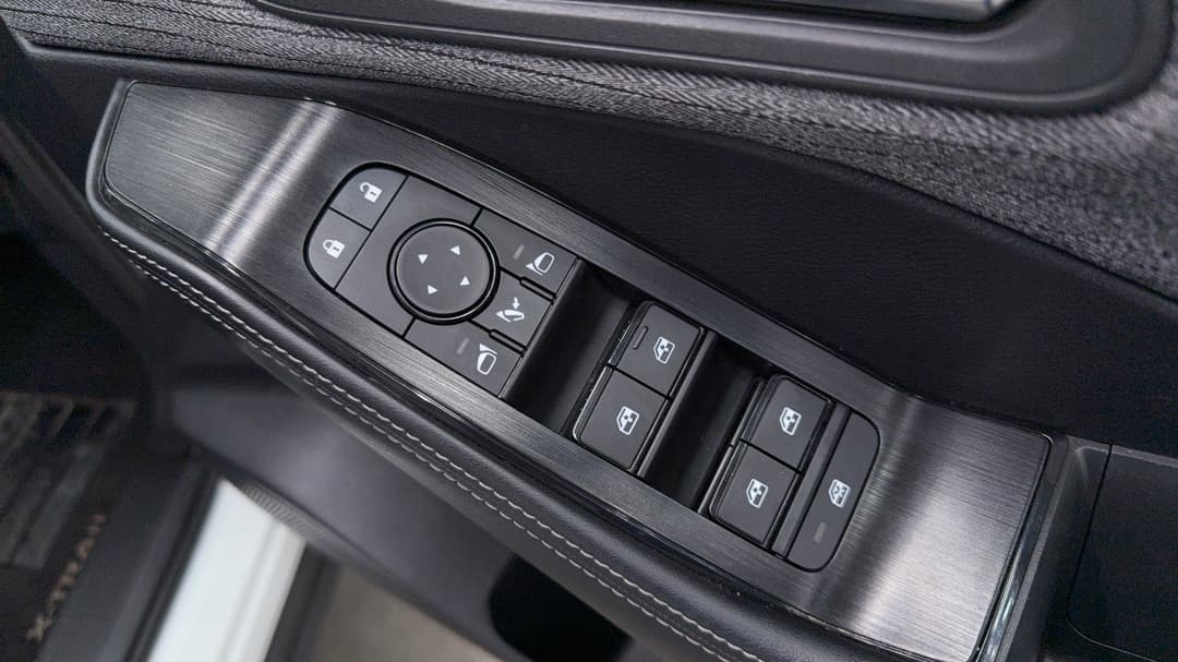 2024 Nissan X-trail St (4WD) 7 Seat, Automatic, 33729 km, Drivers Side Door Panel Controls