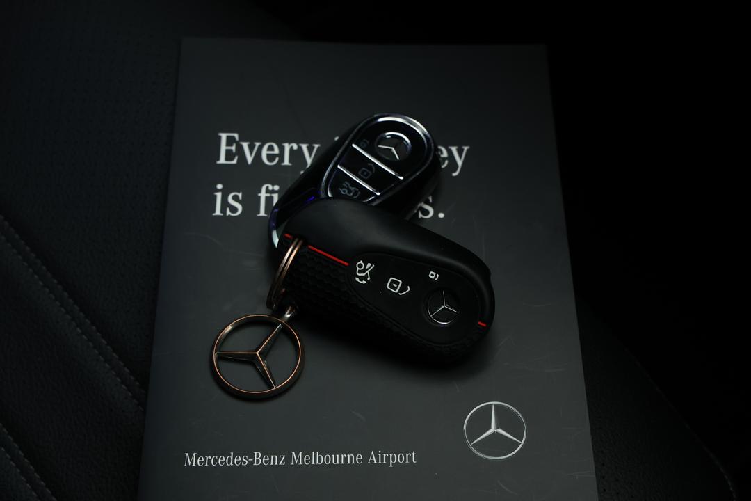 2022 Mercedes-benz C200 Mhev, Automatic, 34064 km, Pedals and Footmat