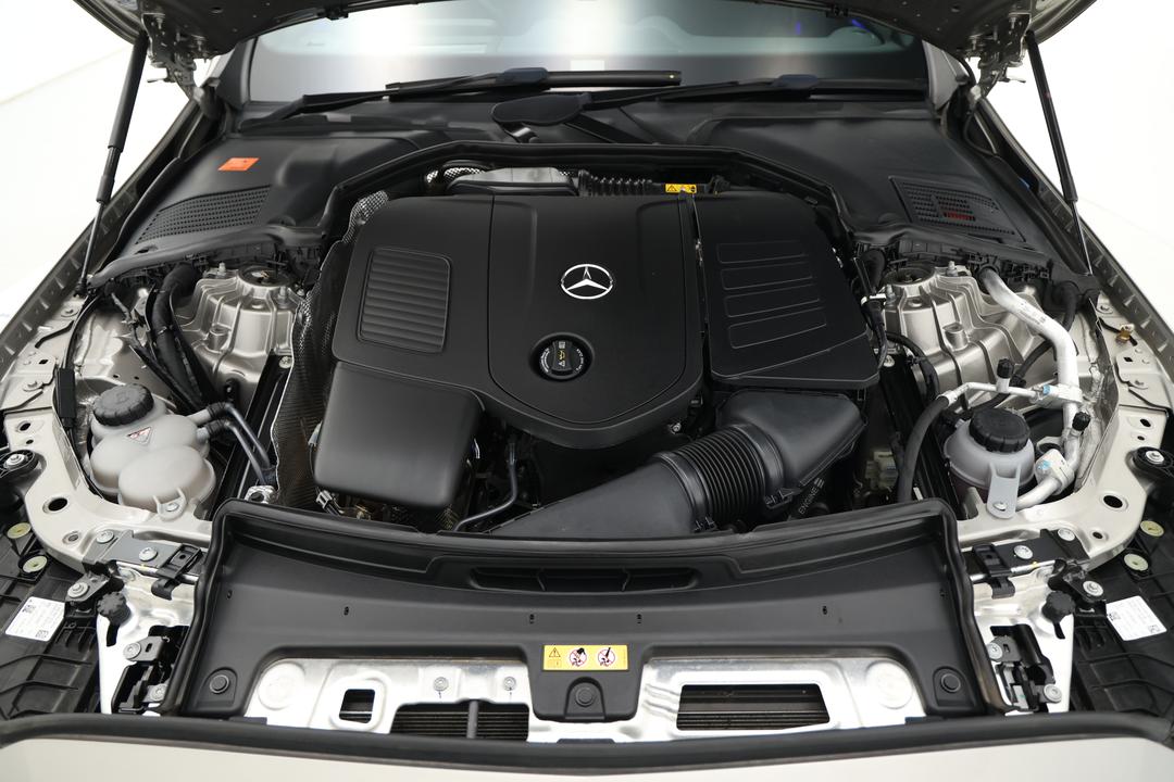2022 Mercedes-benz C200 Mhev, Automatic, 34064 km, Open Bonnet (Engine)