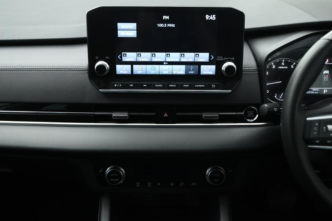 2023 Mitsubishi Outlander Aspire 7 Seat (2WD), Automatic, 60306 km, Center Console