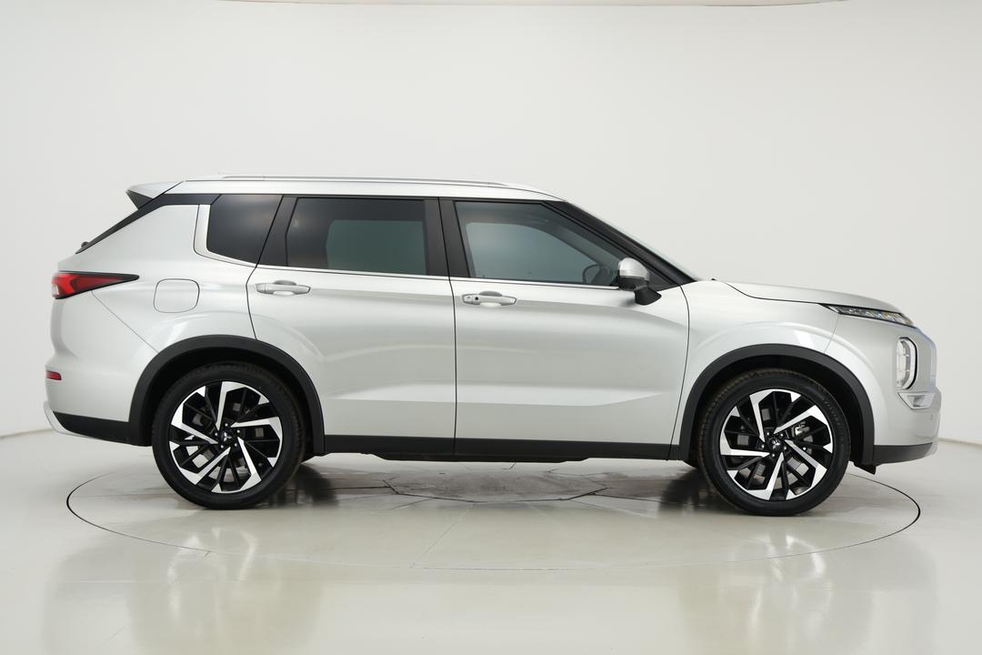 2023 Mitsubishi Outlander Aspire 7 Seat (2WD), Automatic, 60306 km, Right Side View