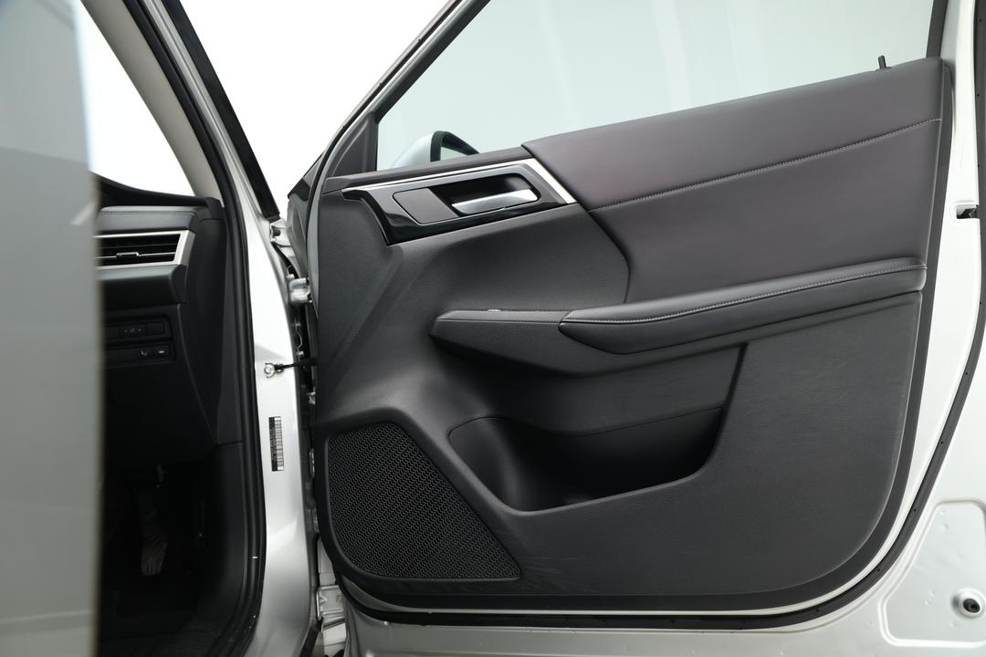 2023 Mitsubishi Outlander Aspire 7 Seat (2WD), Automatic, 60306 km, Interior Sunroof/Moonroof