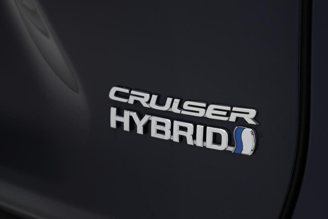 2023 Toyota RAV4 Cruiser (AWD) Hybrid, Automatic, 44416 km, Badge (Boot Right Side)