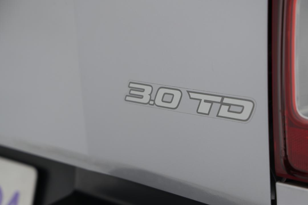 2021 Isuzu D-MAX Sx (4x2) High-ride, Automatic, 71846 km, Badge (Boot Right Side)