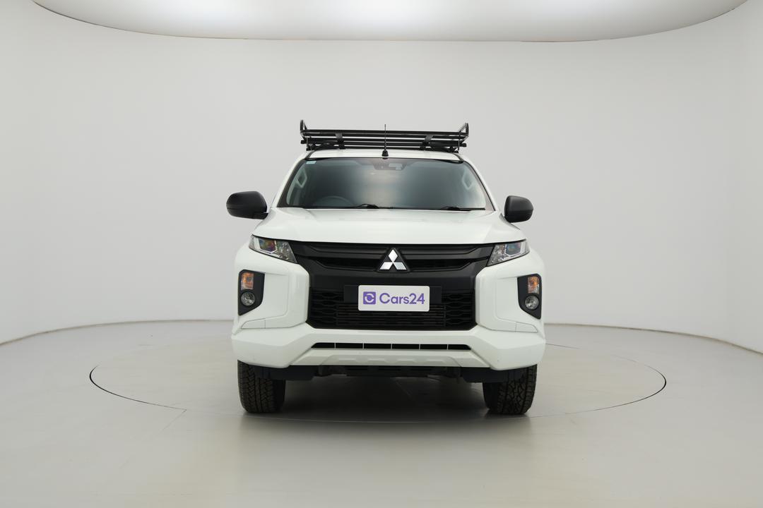 2023 Mitsubishi Triton Glx+ (4x4), Automatic, 23761 km, Front View