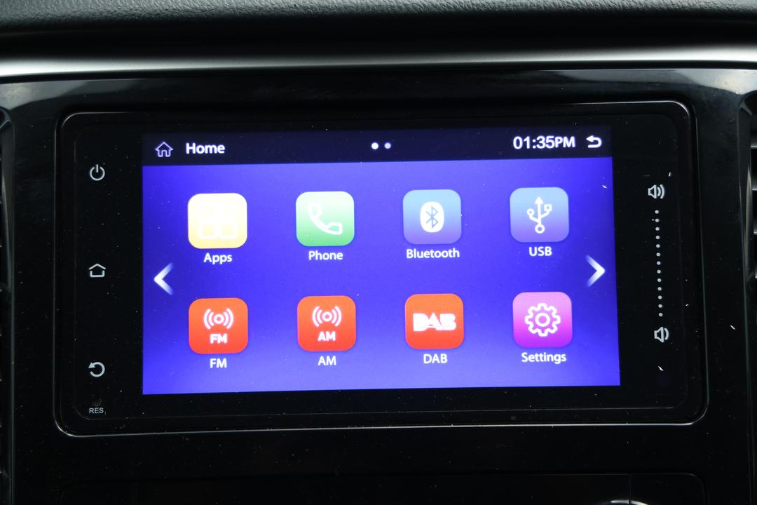 2023 Mitsubishi Triton Glx+ (4x4), Automatic, 23761 km, Infotainment System