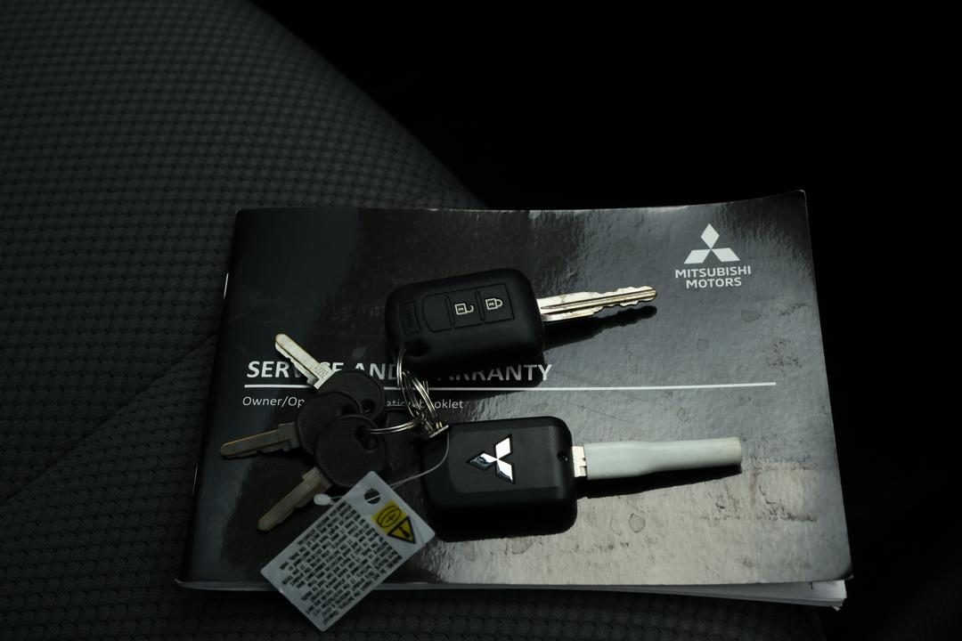 2023 Mitsubishi Triton Glx+ (4x4), Automatic, 23761 km, Ventilated Seats