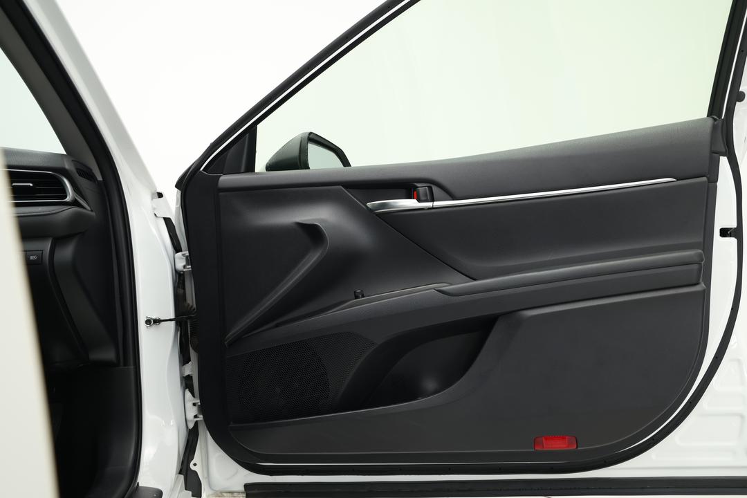 2024 Toyota Camry Ascent, Automatic, 49549 km, Speaker View