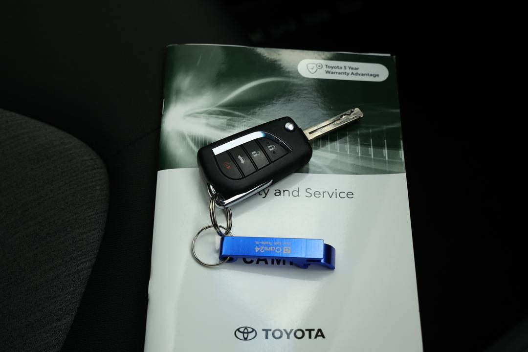 2024 Toyota Camry Ascent, Automatic, 49549 km, Key Close-up