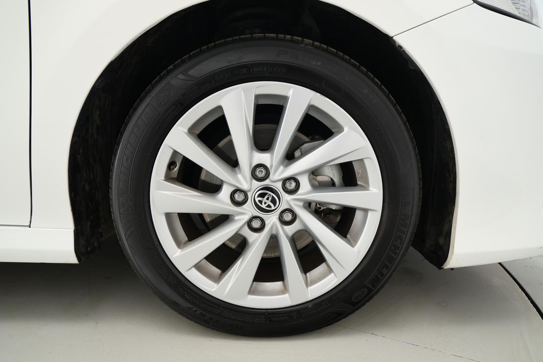 2024 Toyota Camry Ascent, Automatic, 49549 km, Right Front Wheel