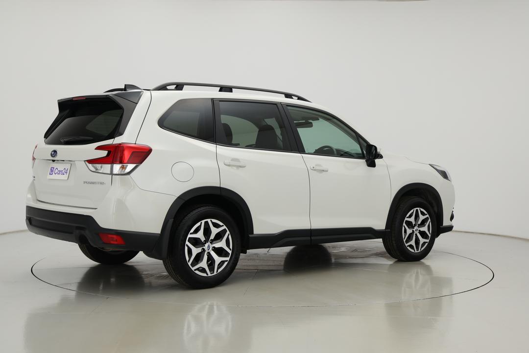 2024 Subaru Forester 2.5i (AWD), Automatic, 51047 km, Right Back Diagonal (45- Degree) View