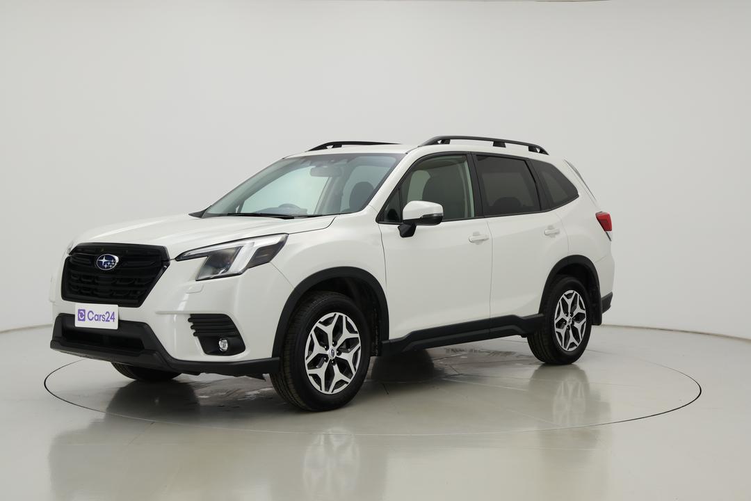 2024 Subaru Forester 2.5i (AWD), Automatic, 51047 km, Left Front Diagonal (45- Degree) View
