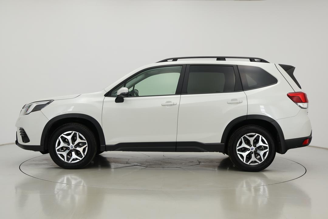 2024 Subaru Forester 2.5i (AWD), Automatic, 51047 km, Left Side View