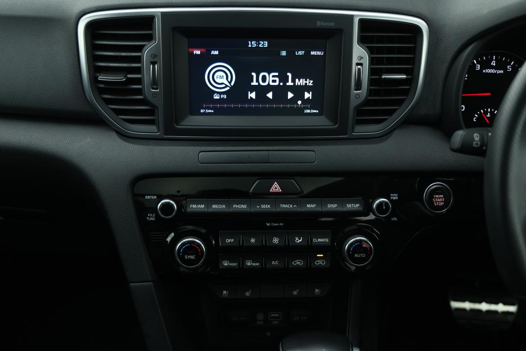 2016 Kia Sportage Gt-line (AWD), Automatic, 133076 km, Steering Wheel Close-up