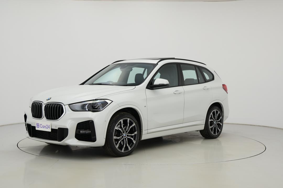 2021 BMW X1 sDrive 20i M Sport, Automatic, 64135 km, Left Front Diagonal (45- Degree) View