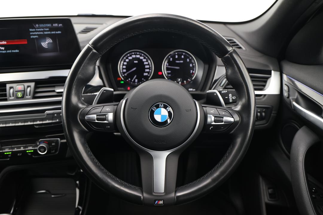 2021 BMW X1 sDrive 20i M Sport, Automatic, 64135 km, Drivers Side Door Panel Controls