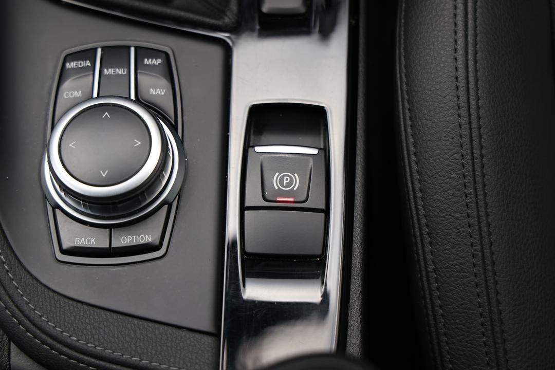 2021 BMW X1 sDrive 20i M Sport, Automatic, 64135 km, Speaker View