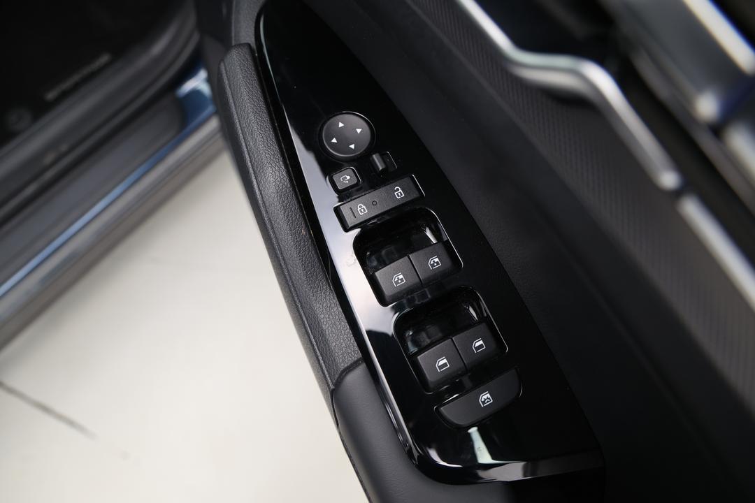 2022 Kia Sportage Sx+ (AWD), Automatic, 65626 km, Speaker View
