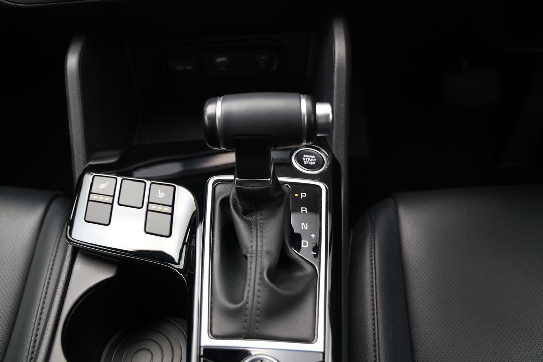 2022 Kia Sportage Sx+ (AWD), Automatic, 65626 km, Right Side Front Door Cabin View