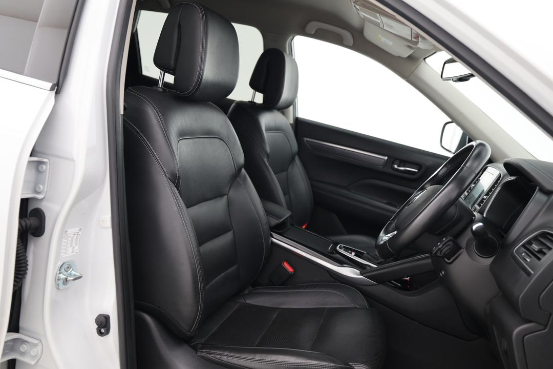 2023 Renault Koleos Zen (4x2), Automatic, 55654 km, Utility Switches/Buttons