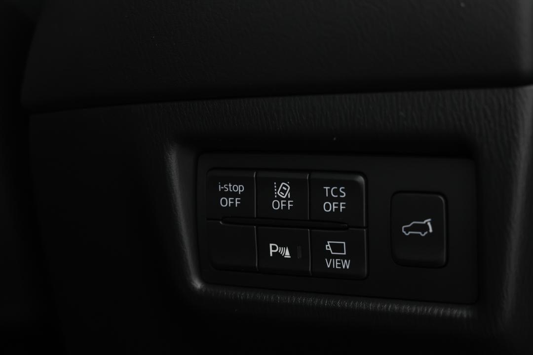 2018 Mazda CX-5 Akera (4x4), Automatic, 62964 km, Right Side Front Door Cabin View