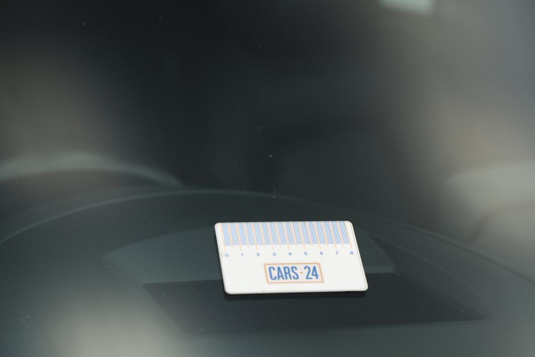 2018 Mazda CX-5 Akera (4x4), Automatic, 62964 km, Windshield Front Spots