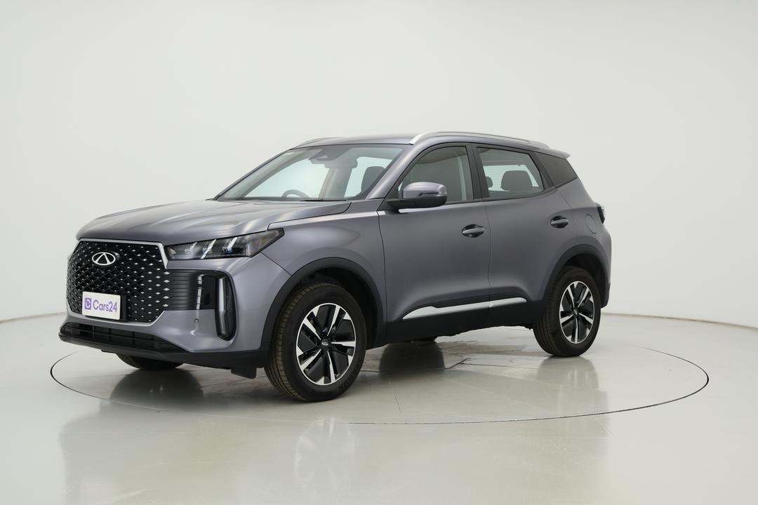 2025 Chery Tiggo 4 Urban, Automatic, 1336 km, Left Front Diagonal (45- Degree) View