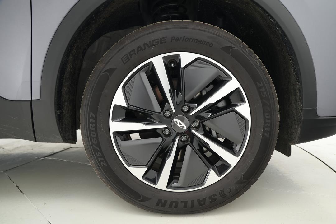 2025 Chery Tiggo 4 Urban, Automatic, 1336 km, Right Front Wheel