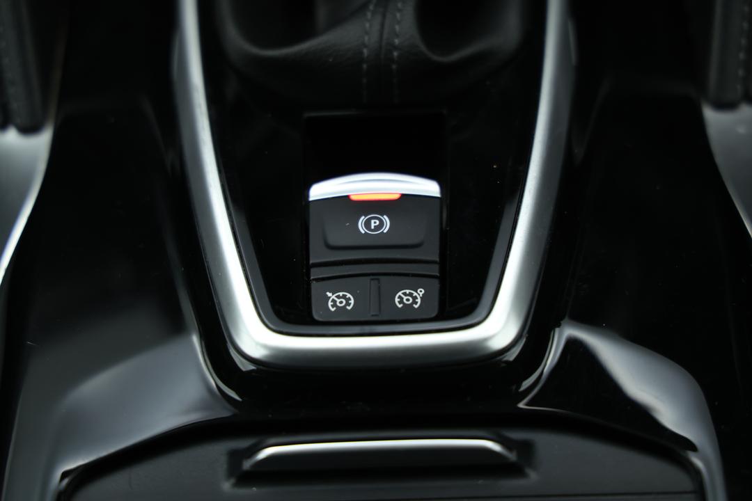 2023 Renault Koleos Zen (4x2), Automatic, 62311 km, Handbrake