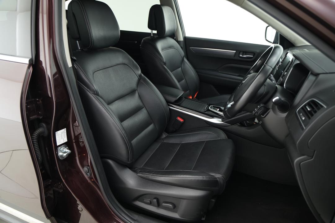 2023 Renault Koleos Zen (4x2), Automatic, 62311 km, Speaker View