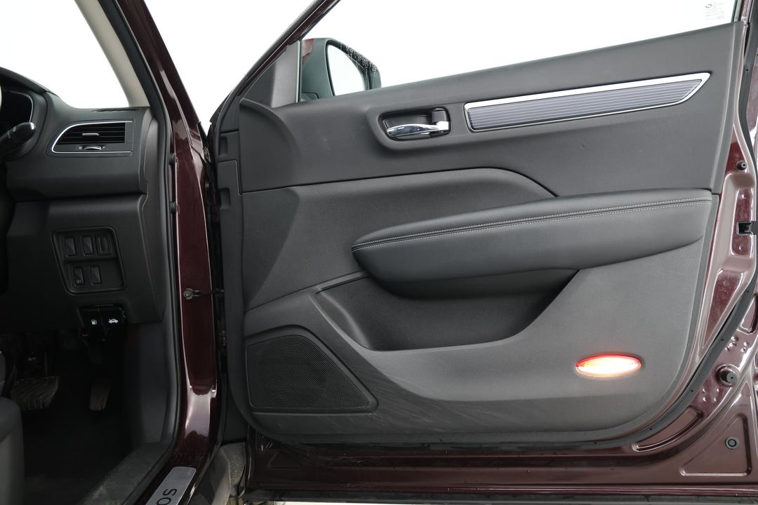 2023 Renault Koleos Zen (4x2), Automatic, 62311 km, Drivers Side Door Panel Controls