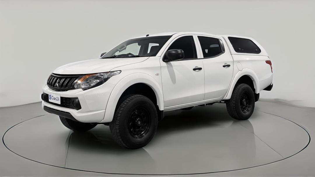 2018 Mitsubishi Triton Glx (4x4), Automatic, 98788 km, Left Front Diagonal (45- Degree) View