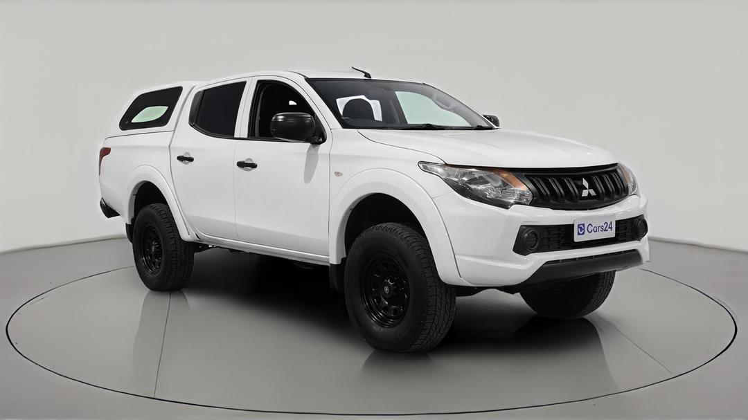 2018 Mitsubishi Triton Glx (4x4), Automatic, 98788 km, Right Front Diagonal (45- Degree) View