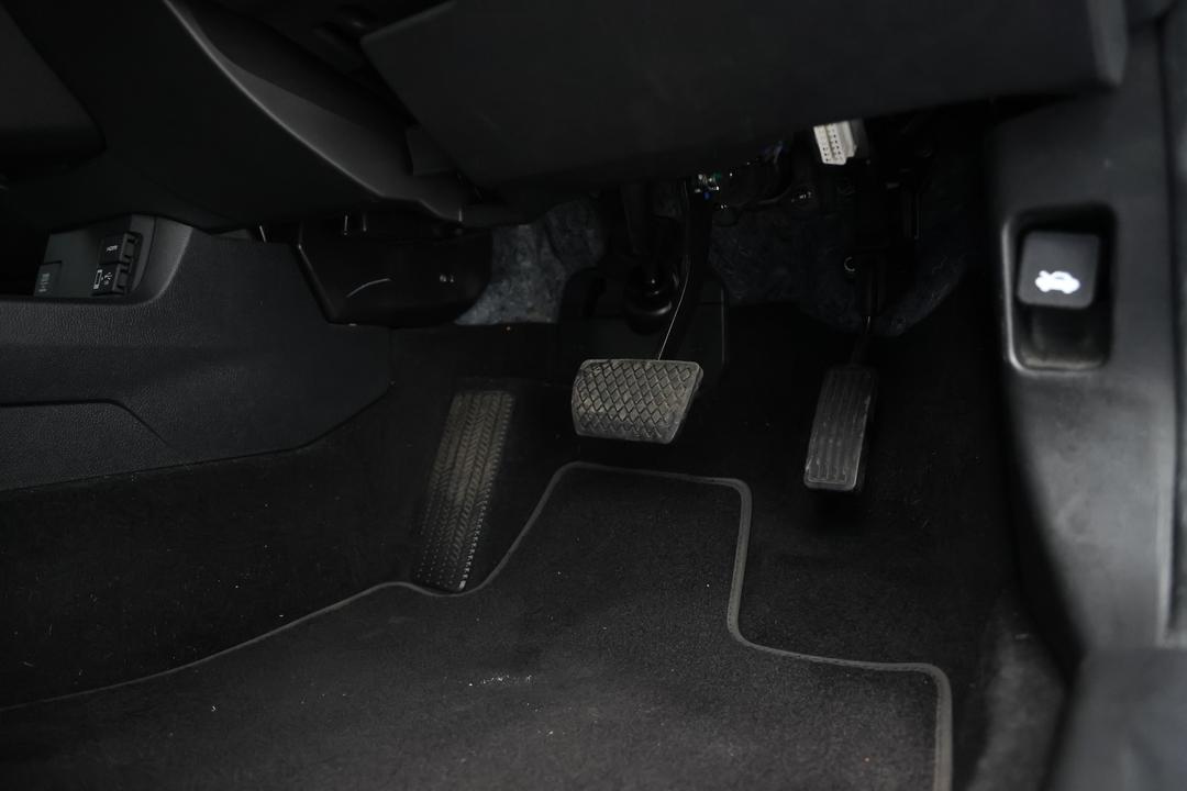 2021 Honda Civic Vti-lx, Automatic, 50624 km, Utility Switches/Buttons