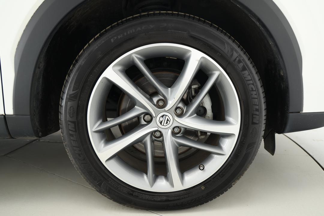 2022 MG HS Excite, Automatic, 48933 km, Right Front Wheel