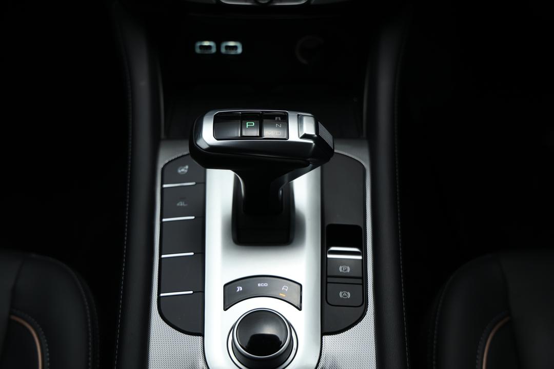 2023 GWM Ute Cannon Vanta (4x4), Automatic, 32515 km, Dashboard View
