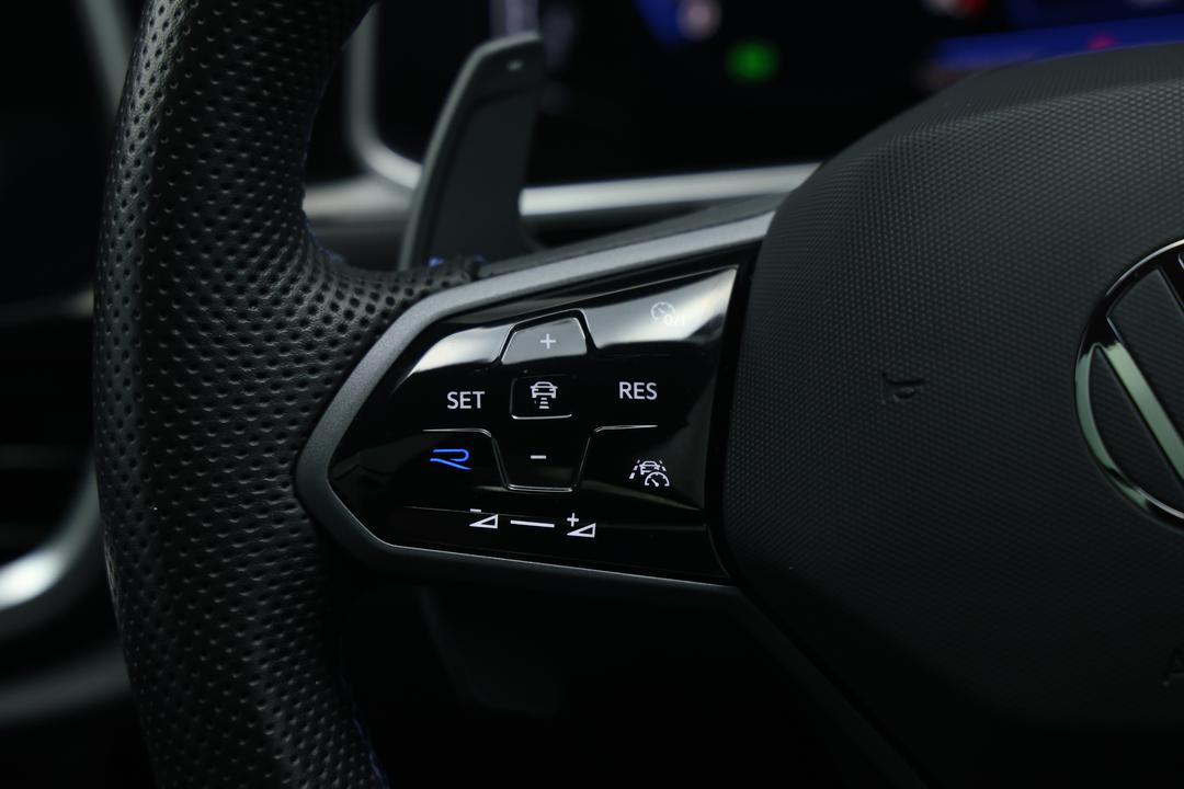 2022 Volkswagen T-roc R, Automatic, 73566 km, Cruise Control
