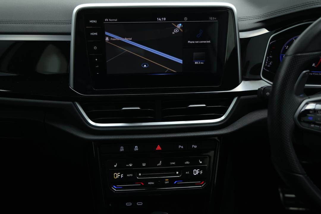 2022 Volkswagen T-roc R, Automatic, 73566 km, Steering Wheel Close-up