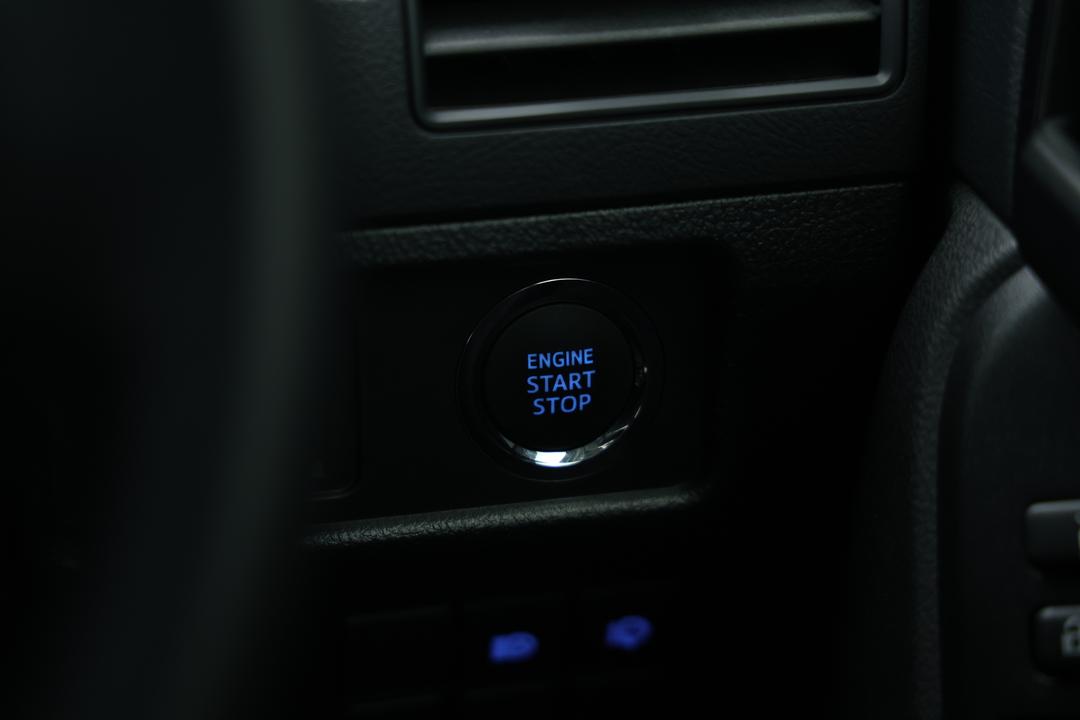 2023 Toyota Landcruiser Prado Gxl, Automatic, 17379 km, Keyless / Button Start