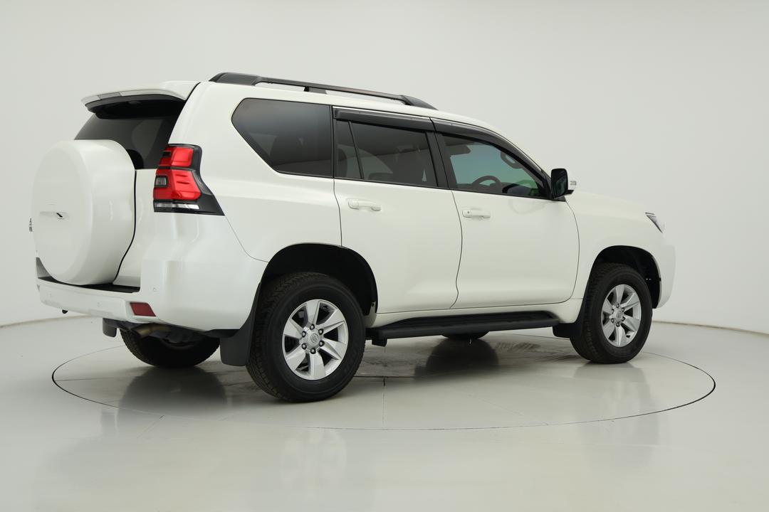 2023 Toyota Landcruiser Prado Gxl, Automatic, 17379 km, Right Back Diagonal (45- Degree) View