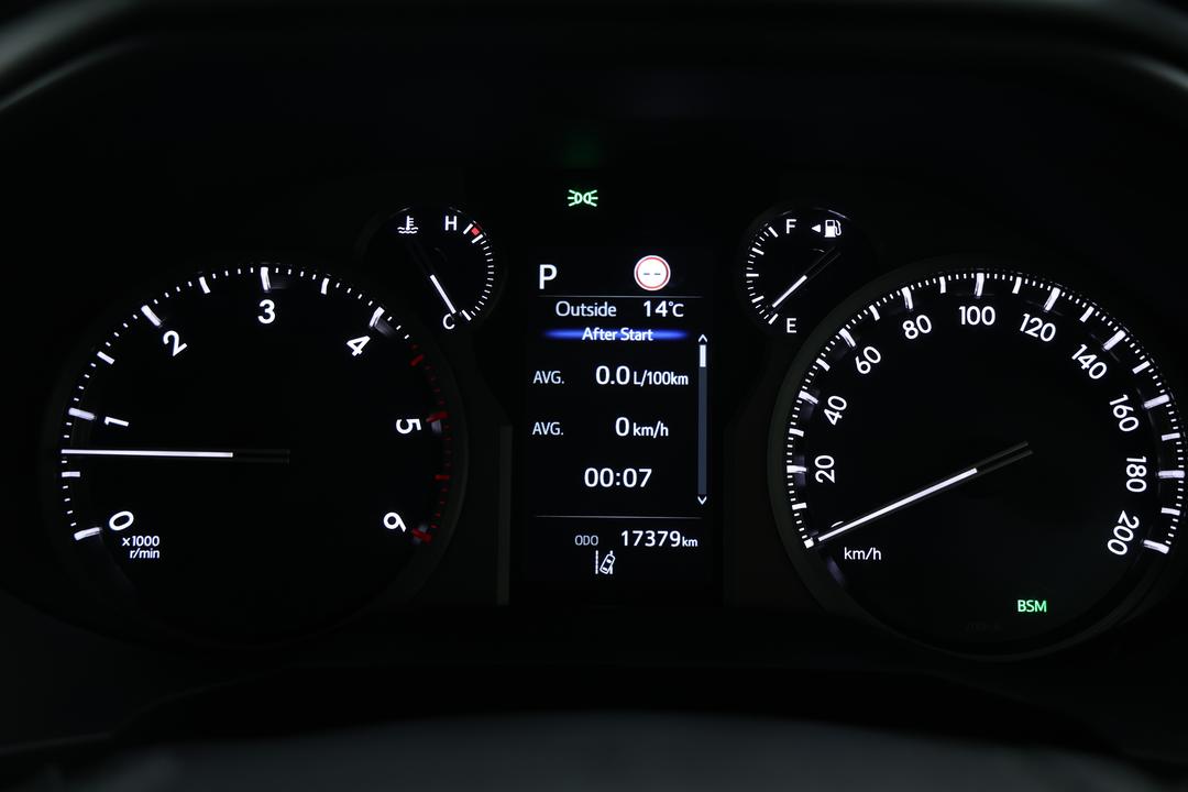 2023 Toyota Landcruiser Prado Gxl, Automatic, 17379 km, Key Close-up