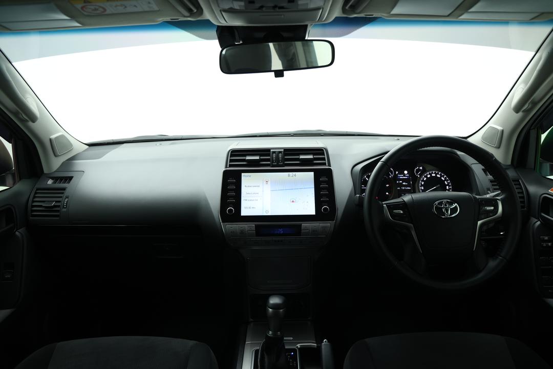 2023 Toyota Landcruiser Prado Gxl, Automatic, 17379 km, Dashboard View