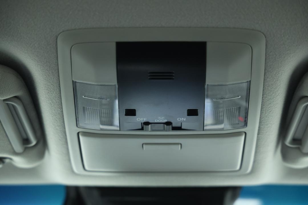 2023 Toyota Landcruiser Prado Gxl, Automatic, 17379 km, Center Console