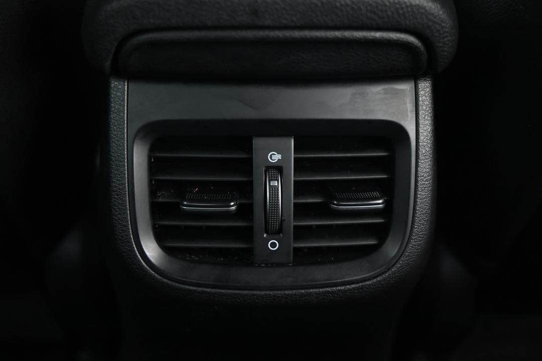 2019 Kia Cerato Gt Safety Pack, Automatic, 56945 km, Rear A/C Vent